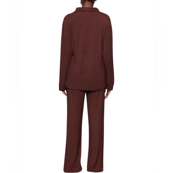 SKIMS SOFT LOUNGE SLEEP SET COCOA XS - Picture 4 of 10